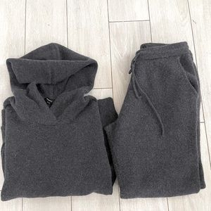 Theory Cashmere Sweatsuit